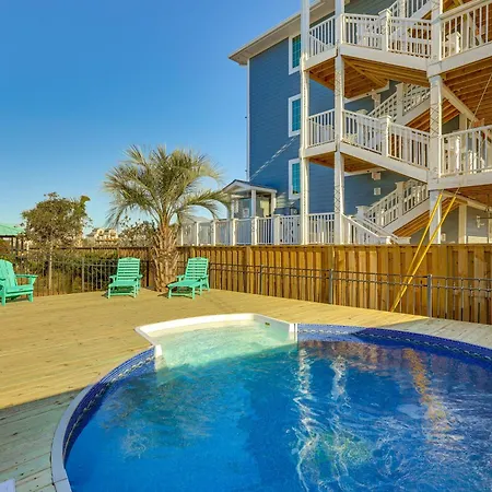 Chic Surf City Retreat Less Than 1 Block To Beach!